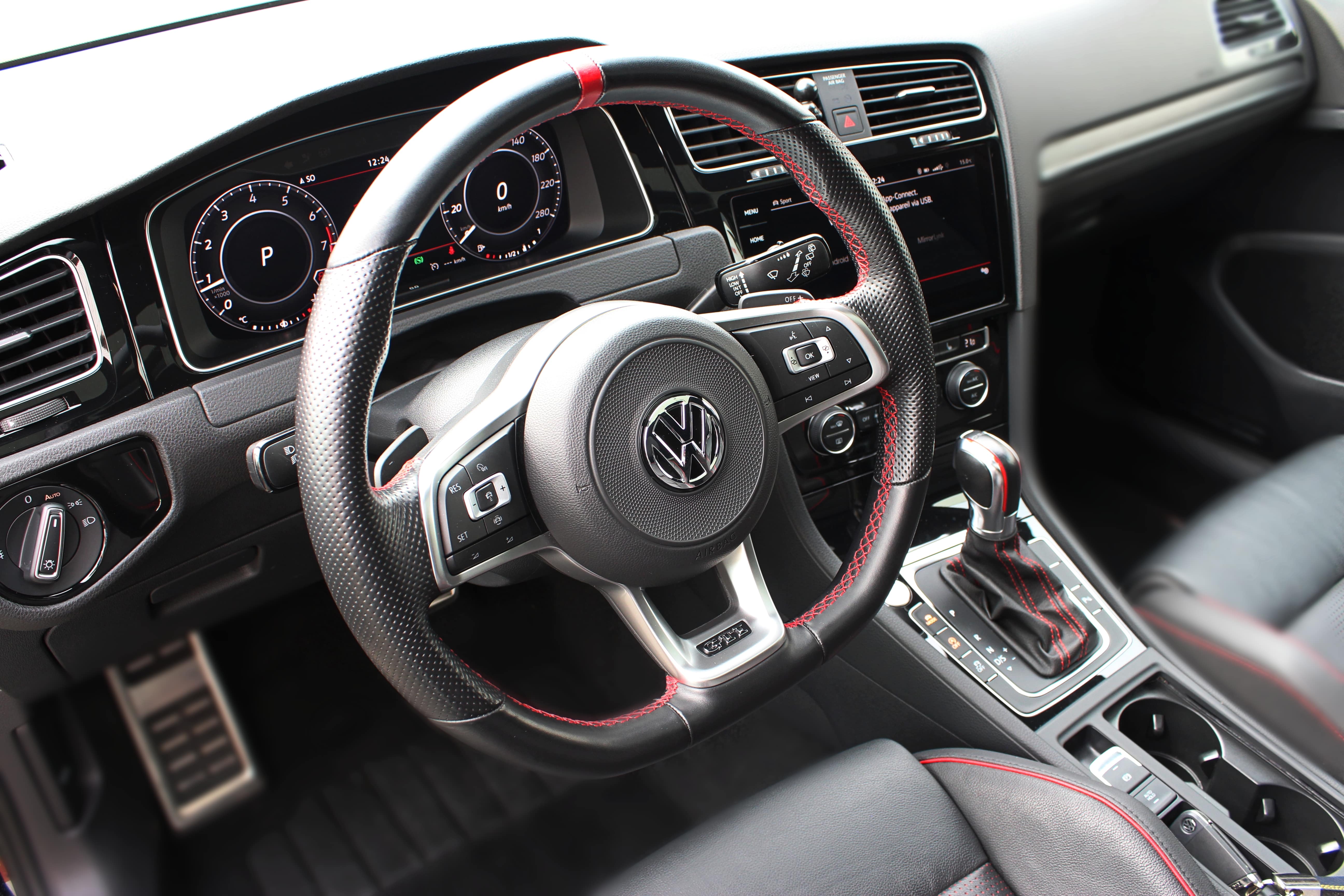 GolfGTI - Volant intérieur